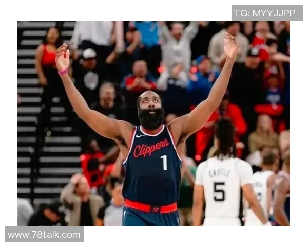 库里轰49+9记三分仍无缘今日最佳！对不起，你碰到创纪录的哈登了