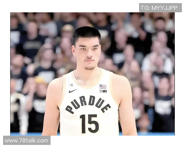 东契奇才值1个首轮！送出两个普通球星换7个首轮，周志豪成大赢家